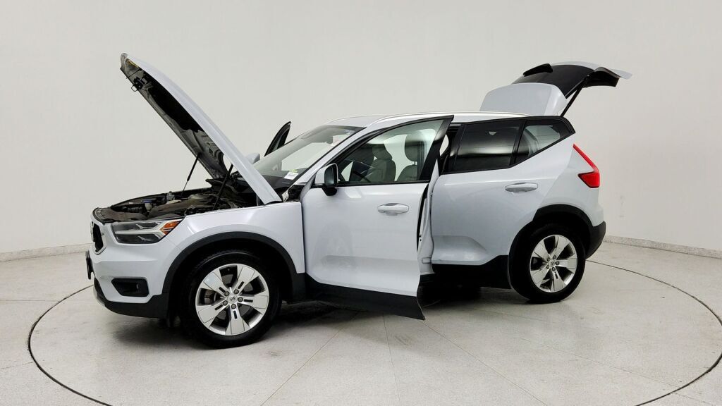 2021 Volvo XC40 Momentum Laurel MD