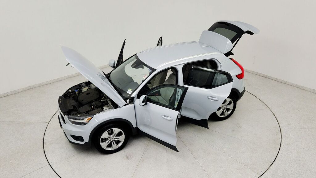 2021 Volvo XC40 Momentum Laurel MD