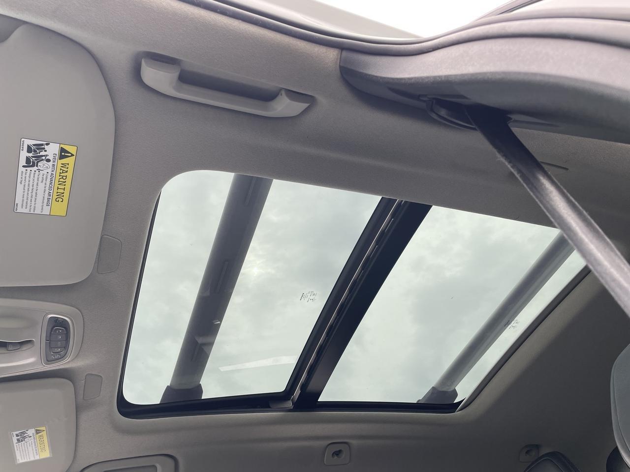 2021 Volvo XC40 Momentum Springfield VA