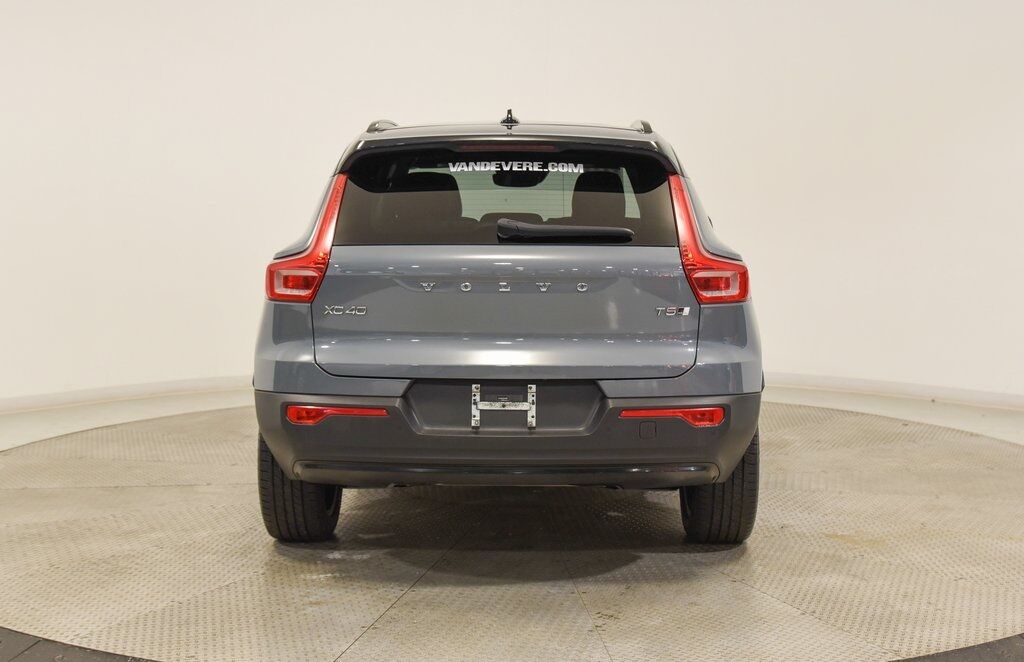 2021 Volvo XC40 R-Design Akron OH