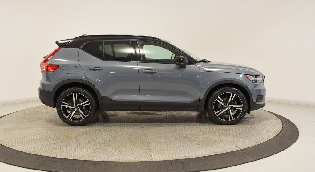 2021 Volvo XC40 R-Design Akron OH