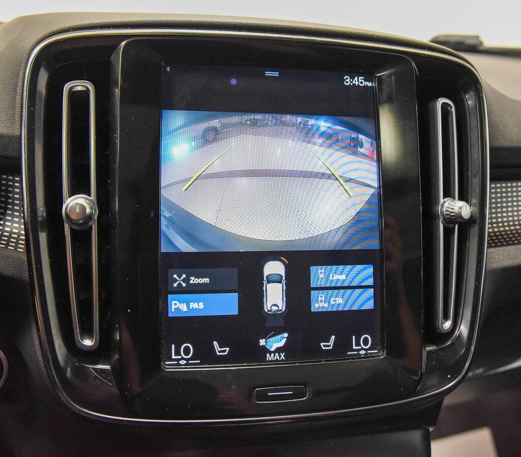 2021 Volvo XC40 R-Design Akron OH