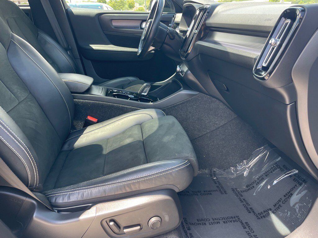 2021 Volvo XC40 R-Design Oak Ridge TN