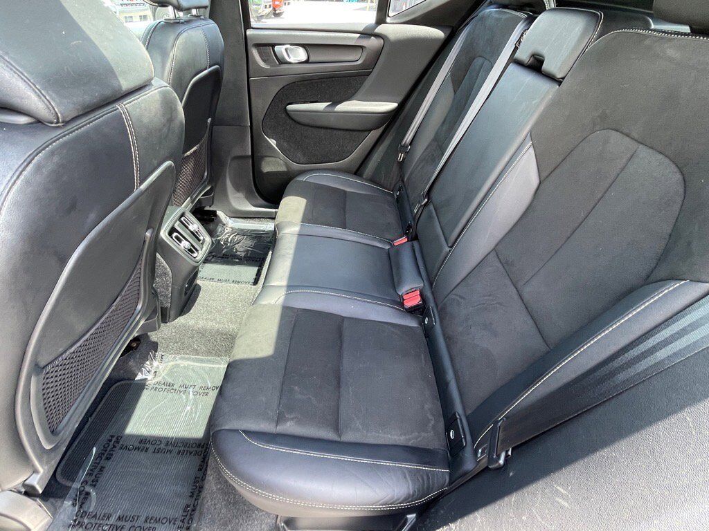2021 Volvo XC40 R-Design Oak Ridge TN