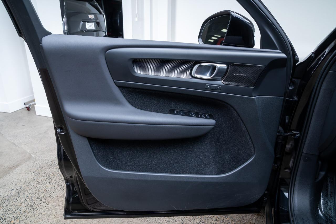 2021 Volvo XC40 R-Design Polestar Advanced Pkg 1 Owner Portland OR