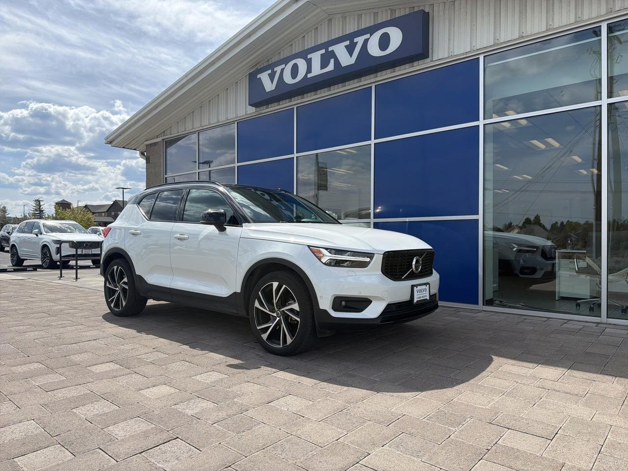 2021 Volvo XC40 R-Design