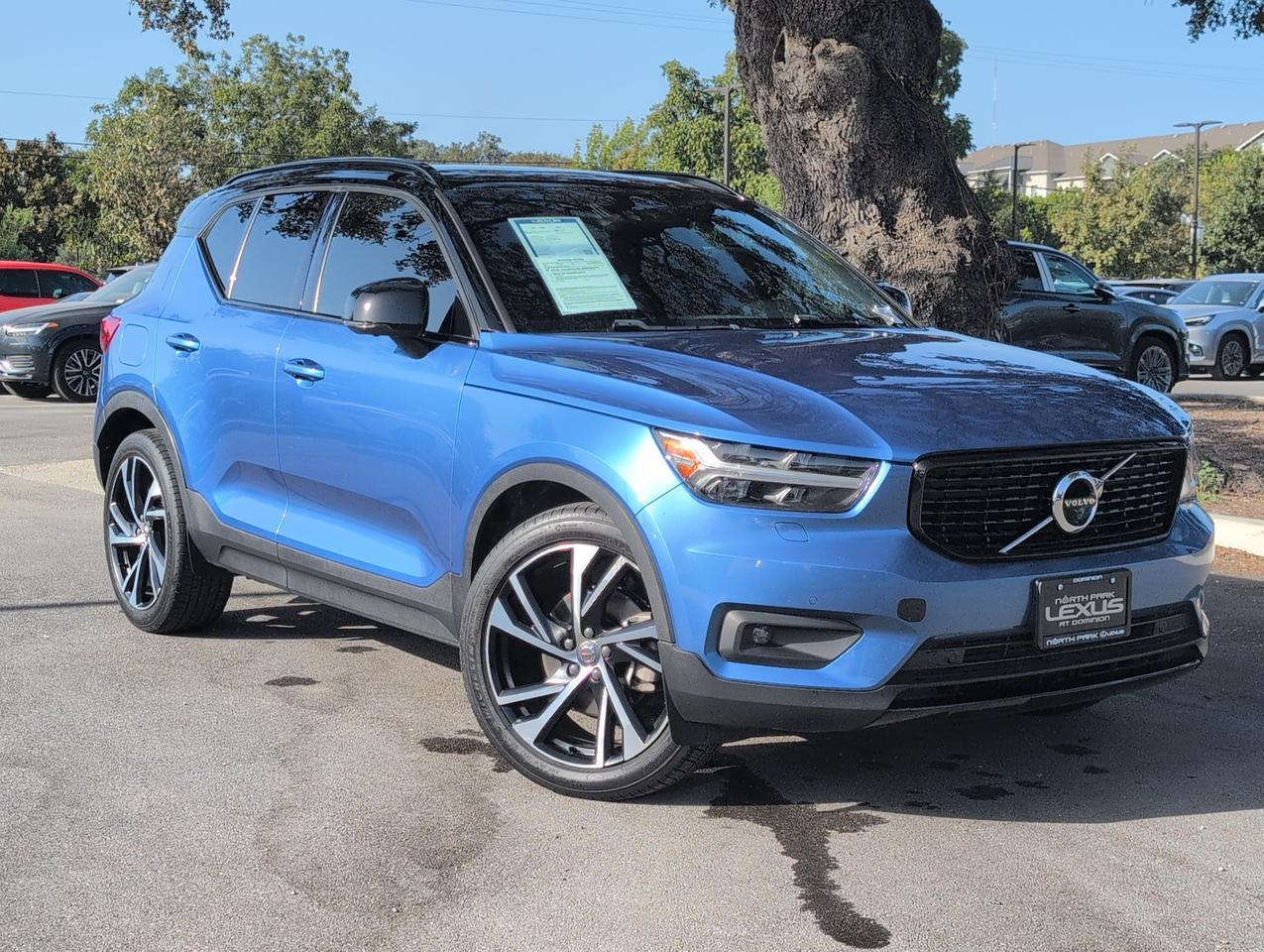 2021 Volvo XC40 R-Design