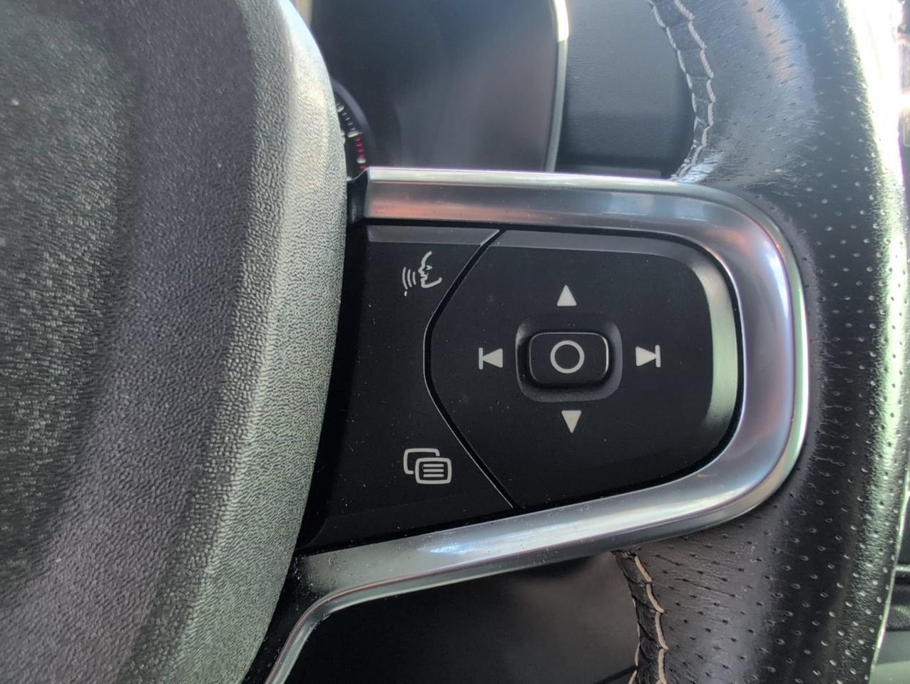 2021 Volvo XC40 R-Design San Antonio TX
