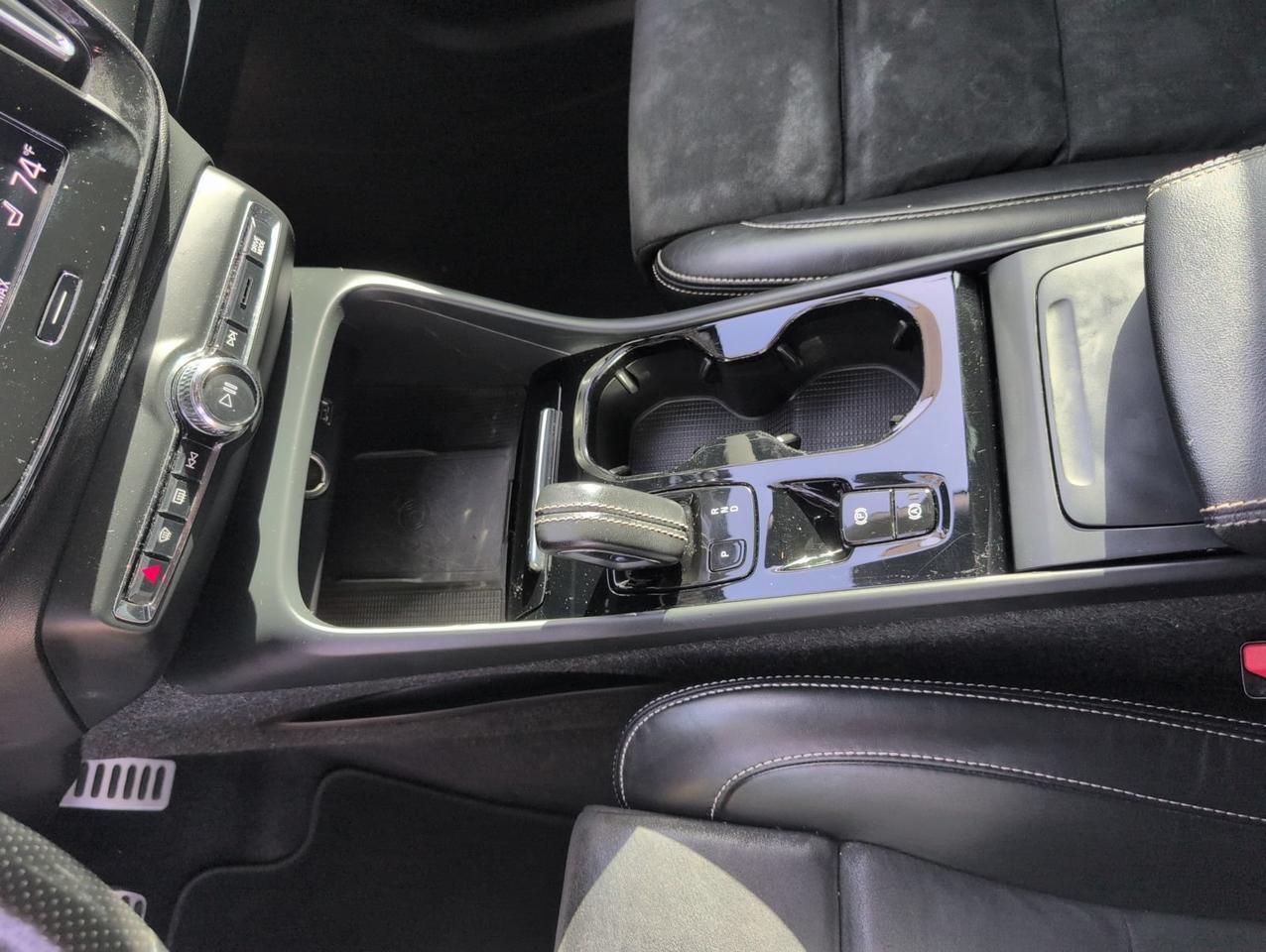 2021 Volvo XC40 R-Design San Antonio TX