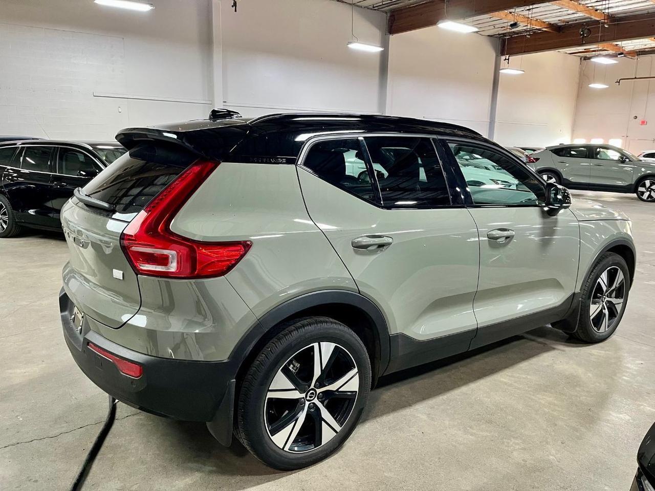 2021 Volvo XC40 Recharge P8 Twin Engine ULTIMATE w/Harman Kardon, Pilot Assist, 360 Cam, 4 Heated Seats & Wheel Portland OR