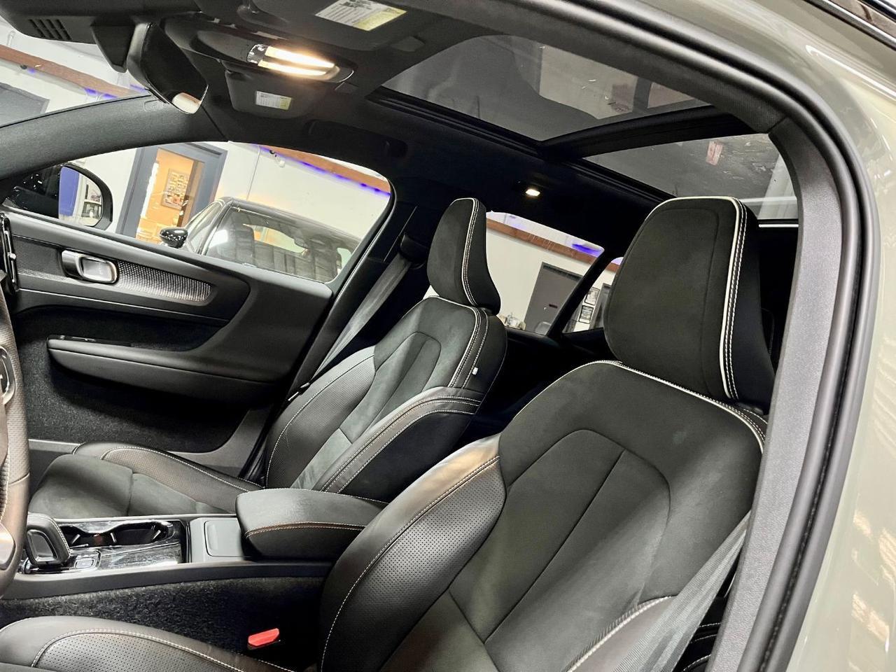 2021 Volvo XC40 Recharge P8 Twin Engine ULTIMATE w/Harman Kardon, Pilot Assist, 360 Cam, 4 Heated Seats & Wheel Portland OR