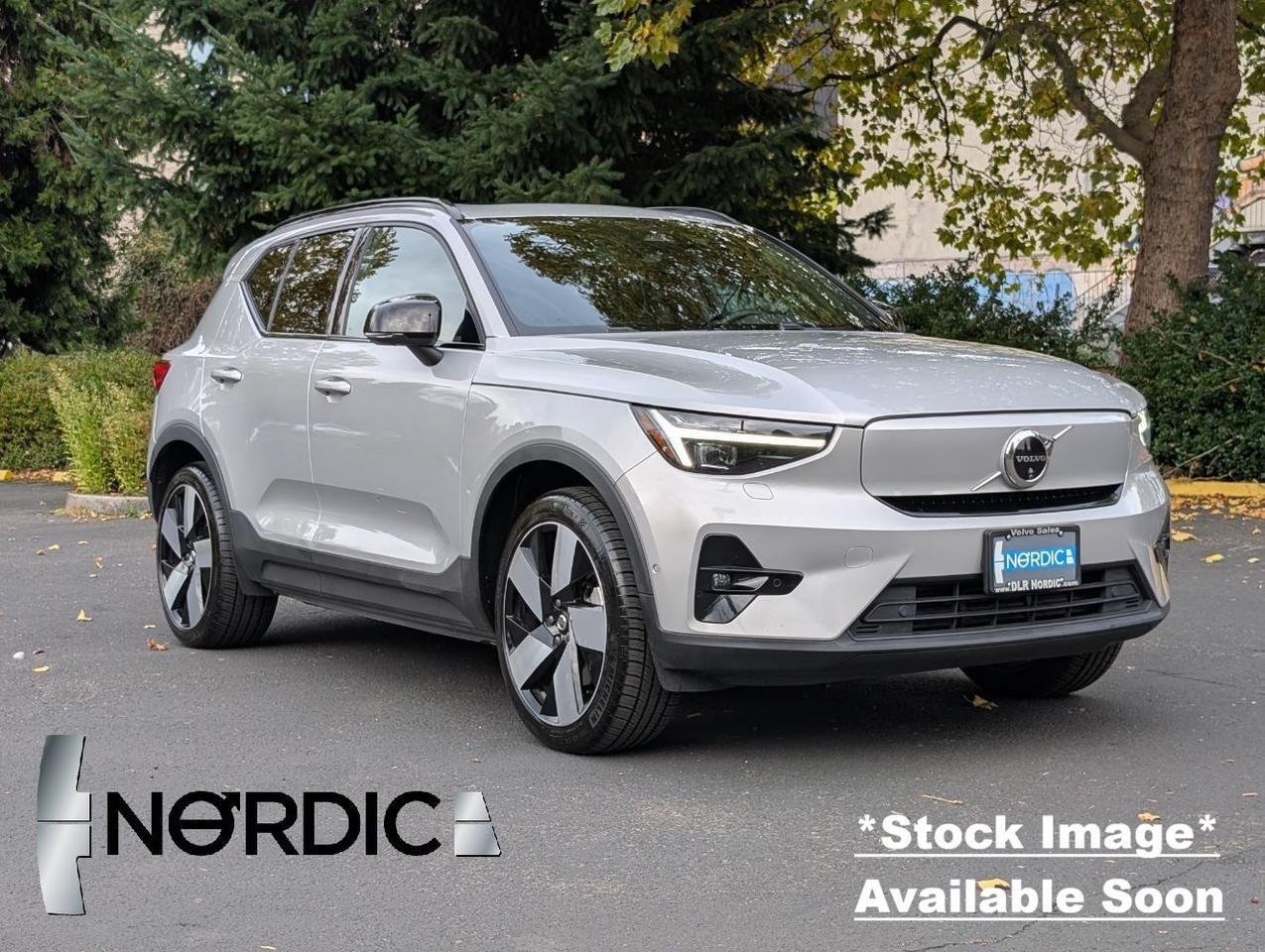2021 Volvo XC40 Recharge P8 Twin Motor ULTIMATE | Harman Kardon, Pilot Assist, Climate *