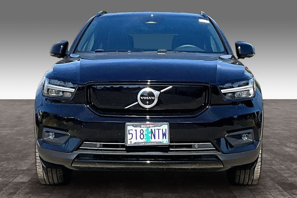 2021 Volvo XC40 Recharge Pure Electric P8 OR