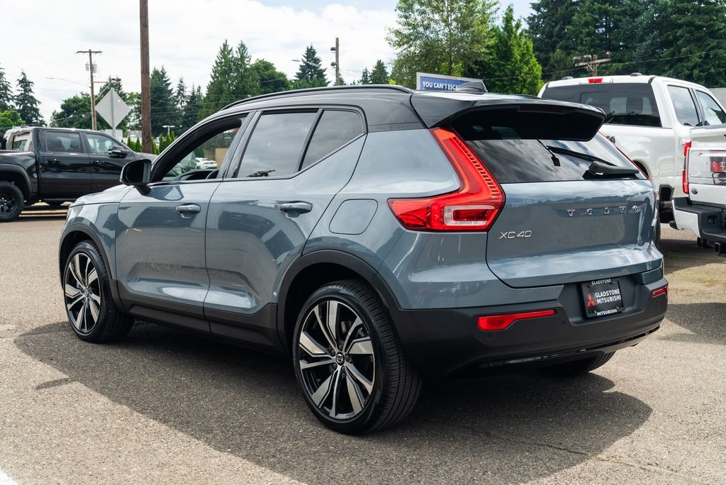 2021 Volvo XC40 Recharge Pure Electric P8 Milwaukie OR