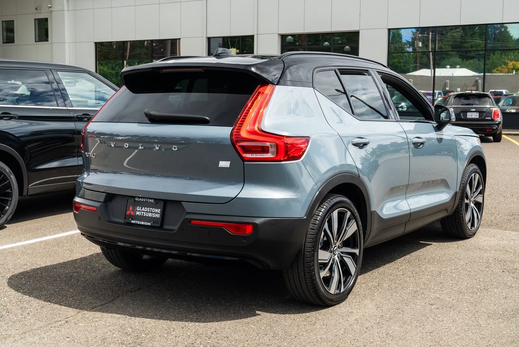 2021 Volvo XC40 Recharge Pure Electric P8 Milwaukie OR
