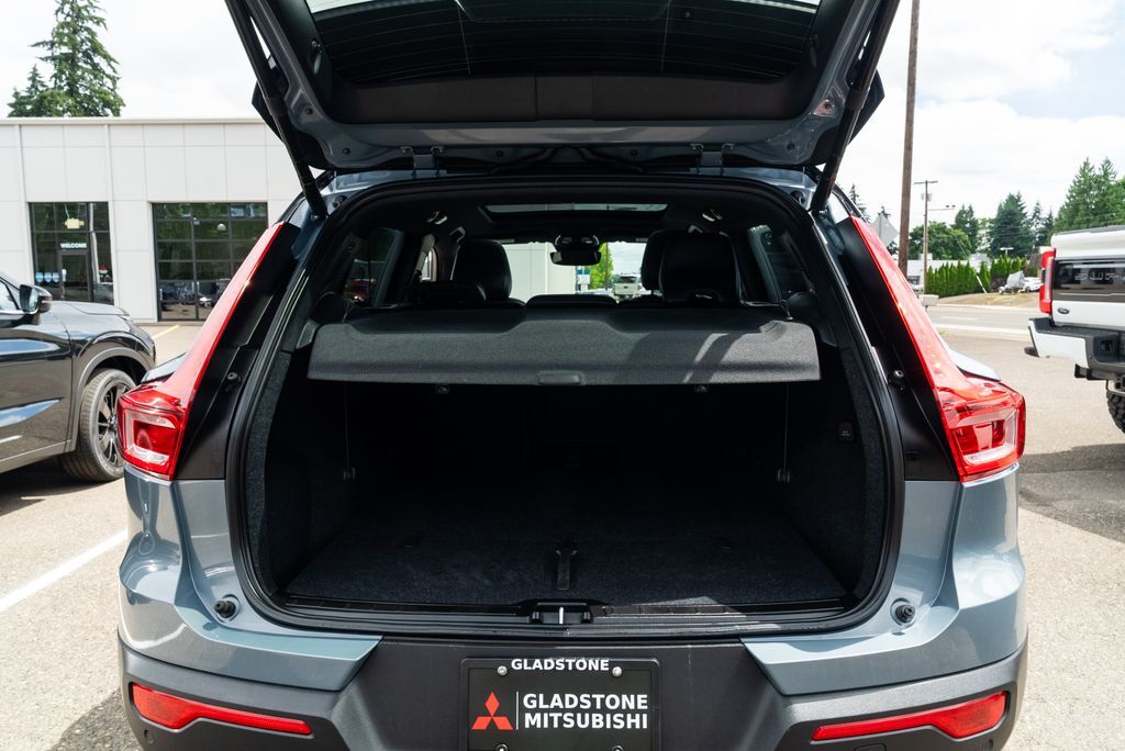 2021 Volvo XC40 Recharge Pure Electric P8 Milwaukie OR