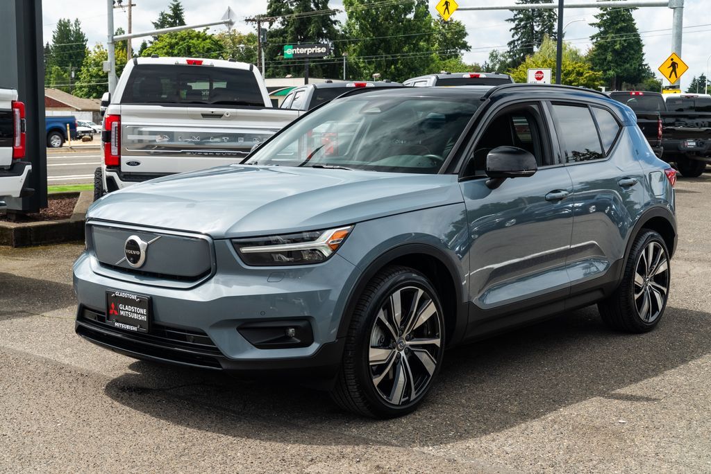 2021 Volvo XC40 Recharge Pure Electric P8 Milwaukie OR