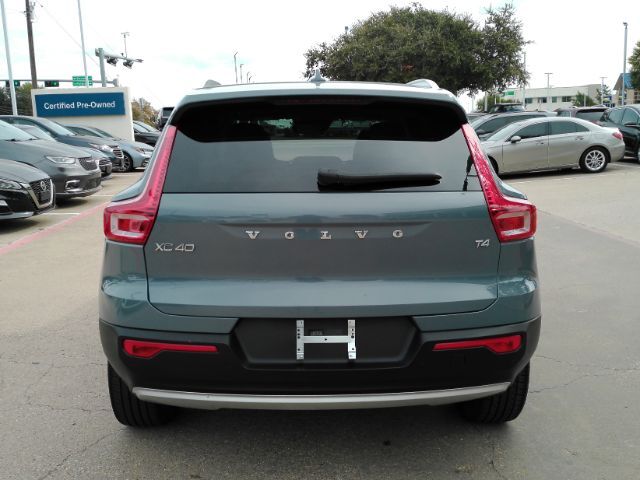 2021 Volvo XC40 T4 Momentum Plano TX