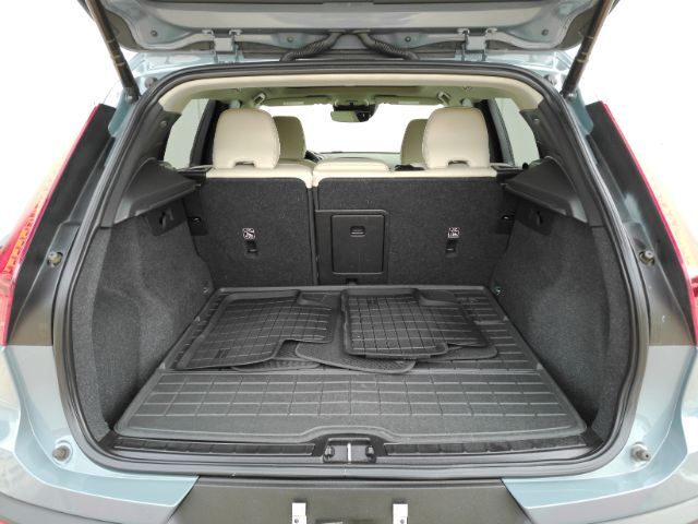 2021 Volvo XC40 T4 Momentum Plano TX