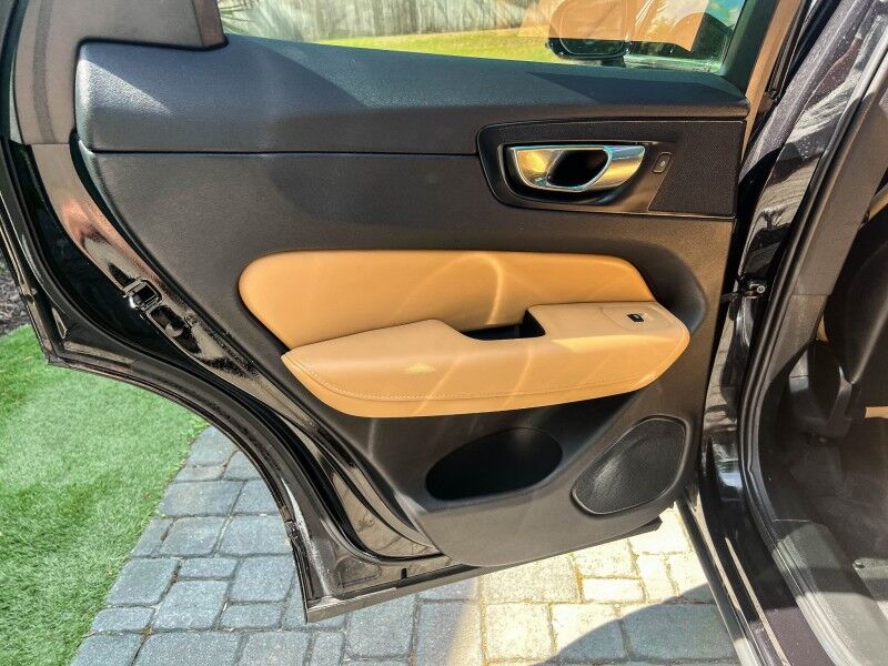 2021 Volvo XC60 Inscription Wilmington NC