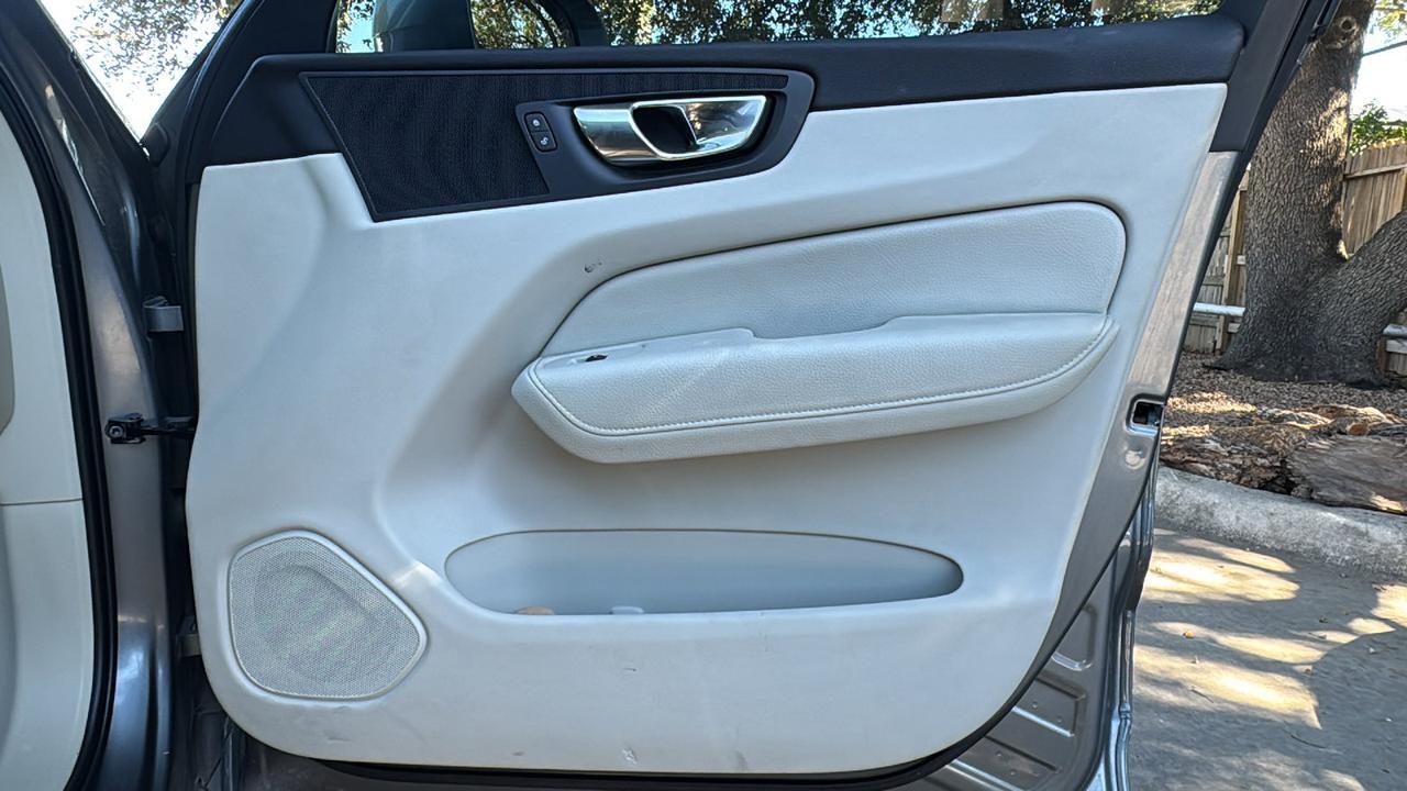 2021 Volvo XC60 Momentum  Selma TX