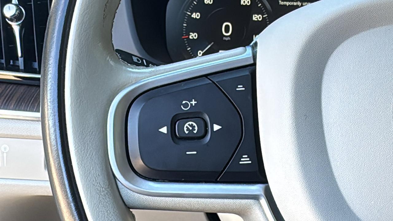 2021 Volvo XC60 Momentum  Selma TX