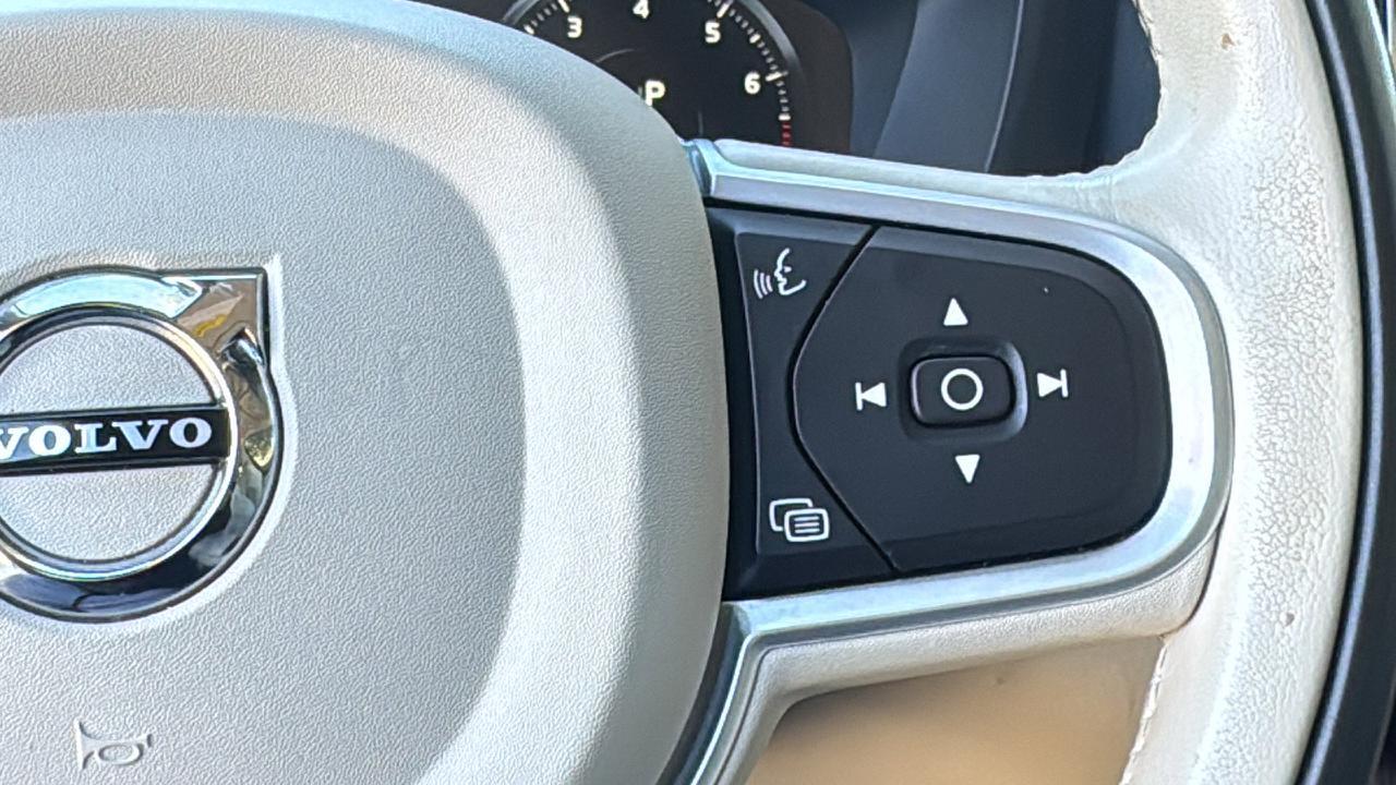 2021 Volvo XC60 Momentum  Selma TX