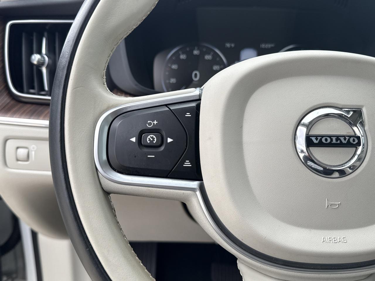 2021 Volvo XC60 Momentum San Antonio TX