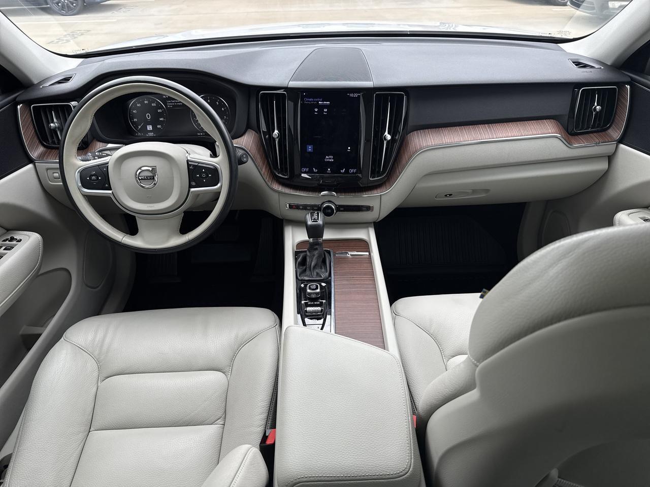2021 Volvo XC60 Momentum San Antonio TX