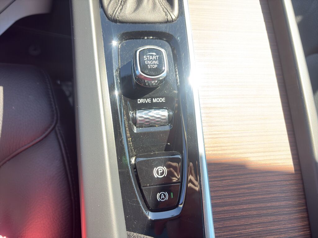 2021 Volvo XC60 Momentum Wilmington NC