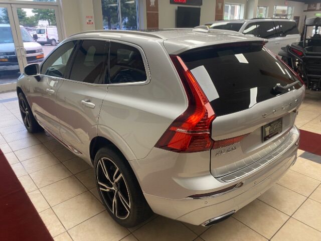 2021 Volvo XC60 Recharge Plug-In Hybrid T8 Inscription Expression