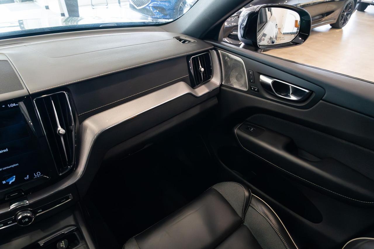 2021 Volvo XC60 Recharge Plug-In Hybrid T8 Polestar Gladstone OR