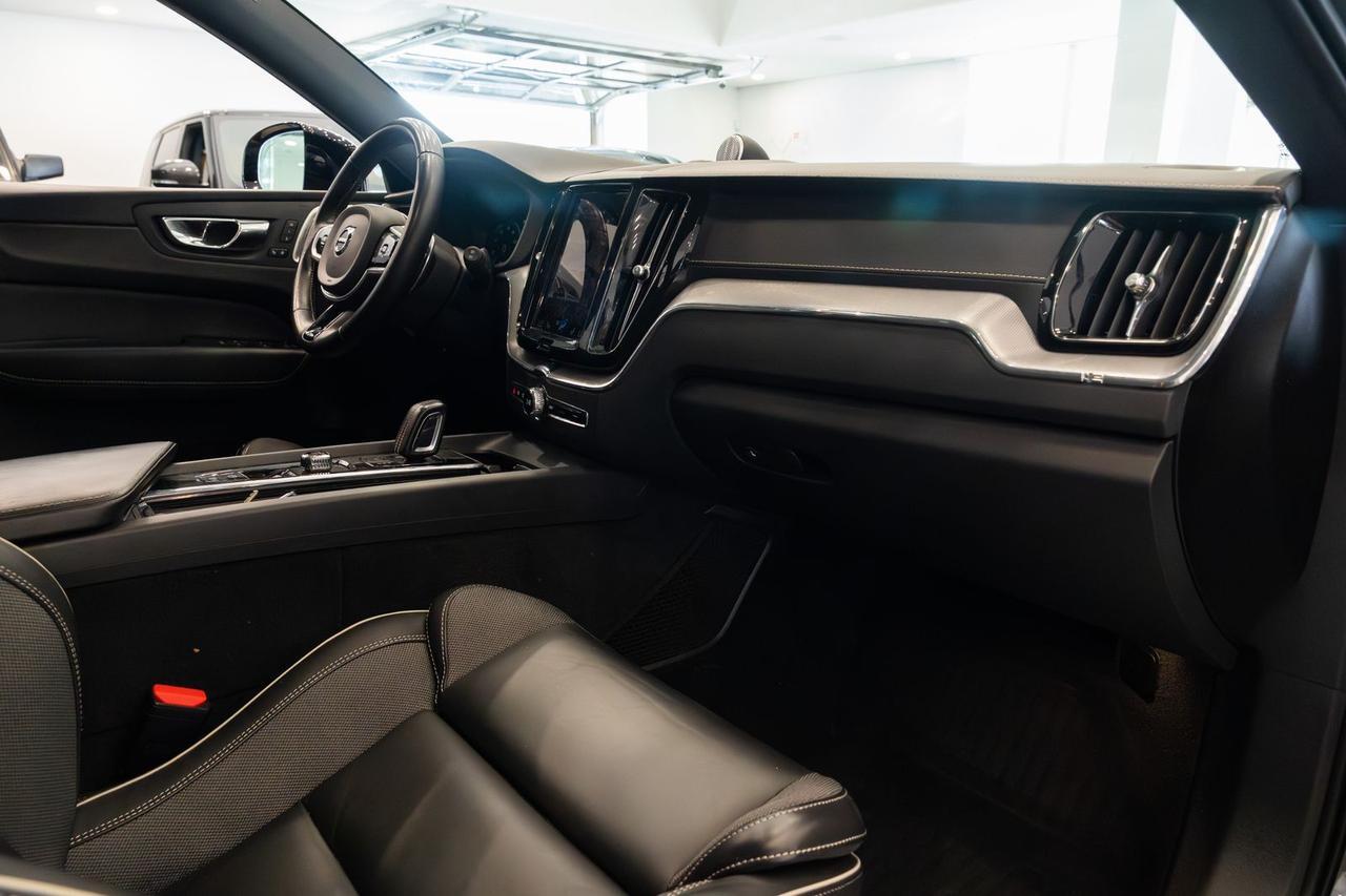 2021 Volvo XC60 Recharge Plug-In Hybrid T8 Polestar Gladstone OR