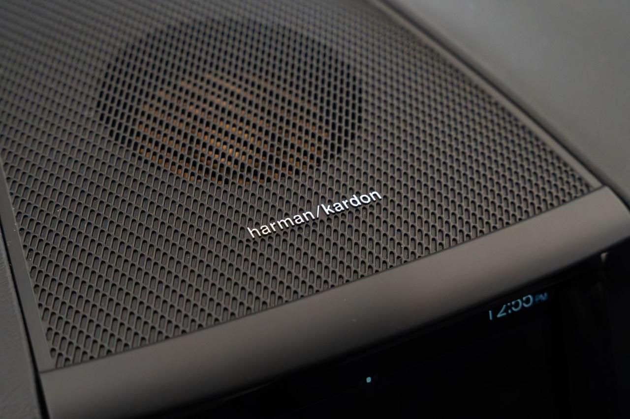 2021 Volvo XC60 Recharge Plug-In Hybrid T8 R-Design Gladstone OR