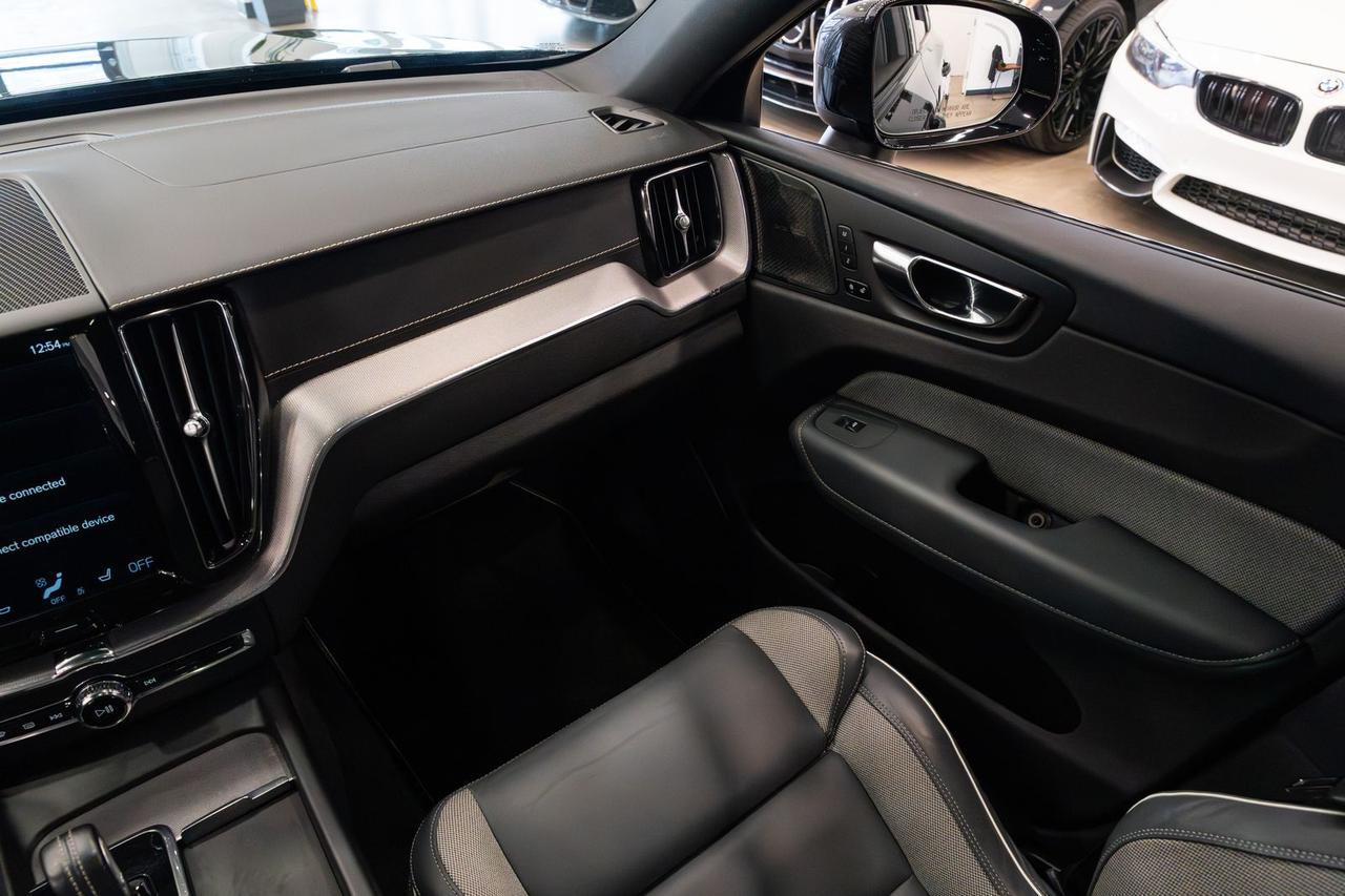 2021 Volvo XC60 Recharge Plug-In Hybrid T8 R-Design Gladstone OR