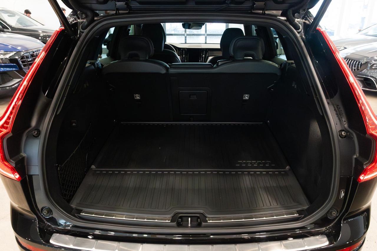 2021 Volvo XC60 Recharge Plug-In Hybrid T8 R-Design Gladstone OR