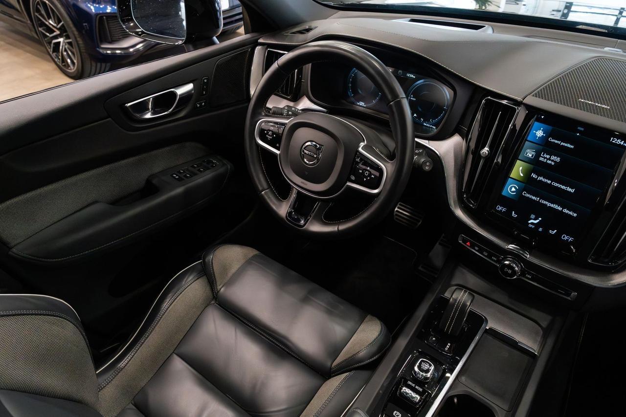 2021 Volvo XC60 Recharge Plug-In Hybrid T8 R-Design Gladstone OR