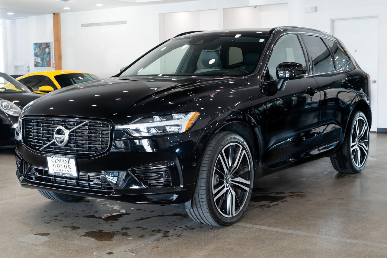 2021 Volvo XC60 Recharge Plug-In Hybrid T8 R-Design