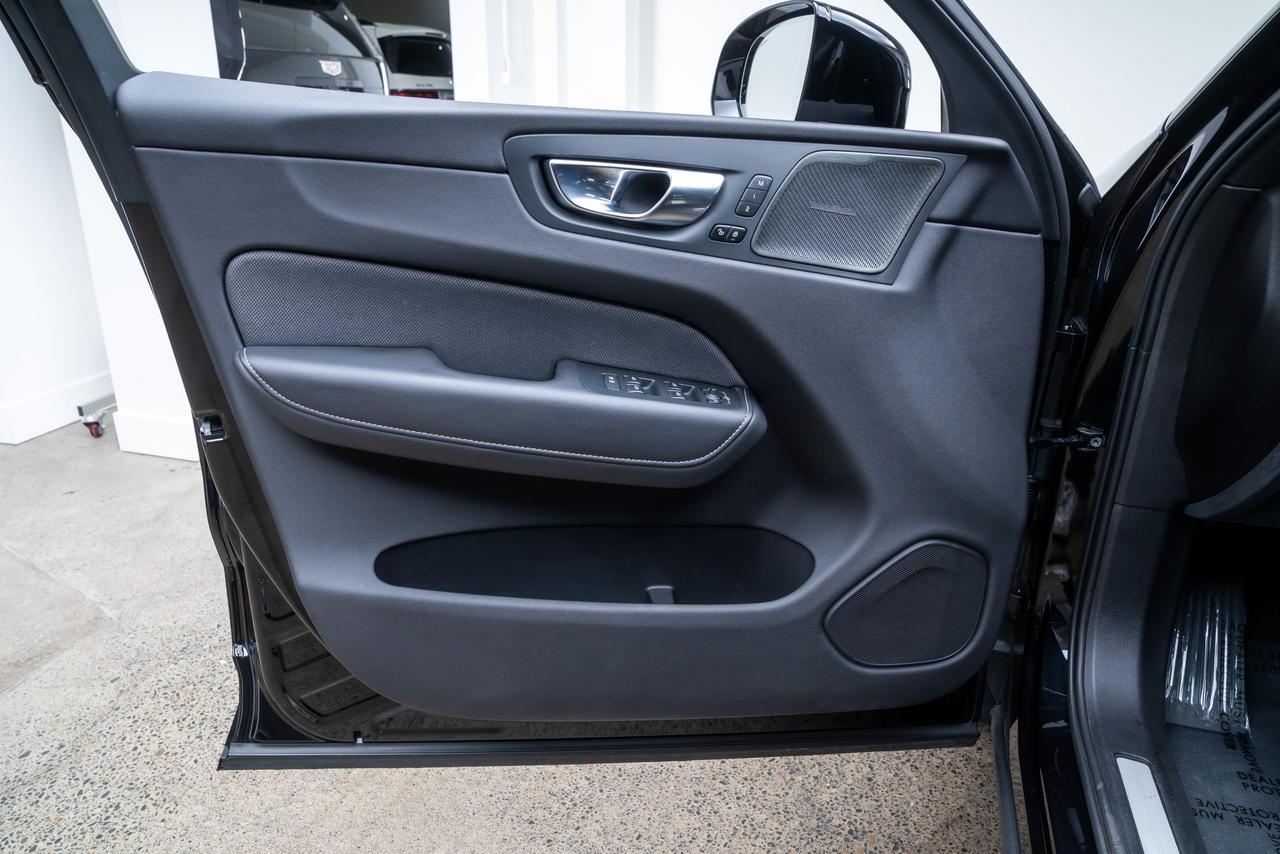 2021 Volvo XC60 Recharge Plug-In Hybrid T8 R-Design Polestar Optimization Head-Up Display Portland OR