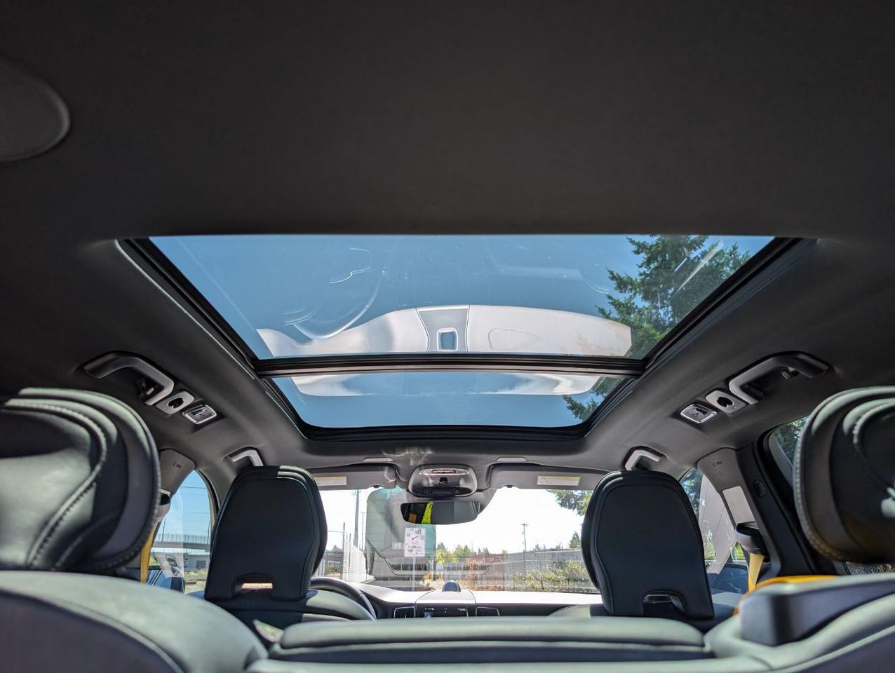 2021 Volvo XC60 Recharge T8 AWD Polestar Engineered w/Bowers & Wilkins, Pilot Assist, 360 Cam, 4 Heated Seats & Wheel Portland OR