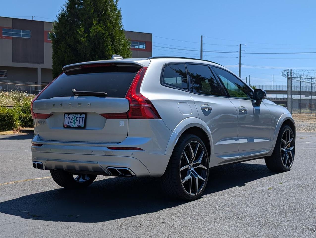 2021 Volvo XC60 Recharge T8 AWD Polestar Engineered w/Bowers & Wilkins, Pilot Assist, 360 Cam, 4 Heated Seats & Wheel Portland OR