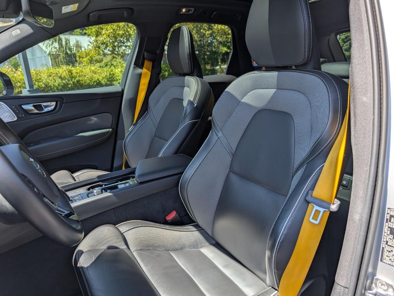 2021 Volvo XC60 Recharge T8 AWD Polestar Engineered w/Bowers & Wilkins, Pilot Assist, 360 Cam, 4 Heated Seats & Wheel Portland OR
