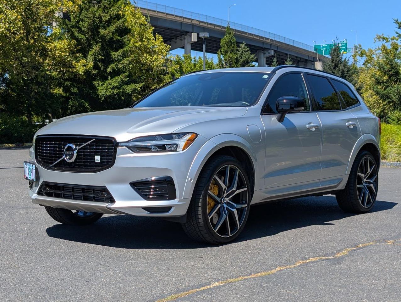 2021 Volvo XC60 Recharge T8 AWD Polestar Engineered w/Bowers & Wilkins, Pilot Assist, 360 Cam, 4 Heated Seats & Wheel Portland OR