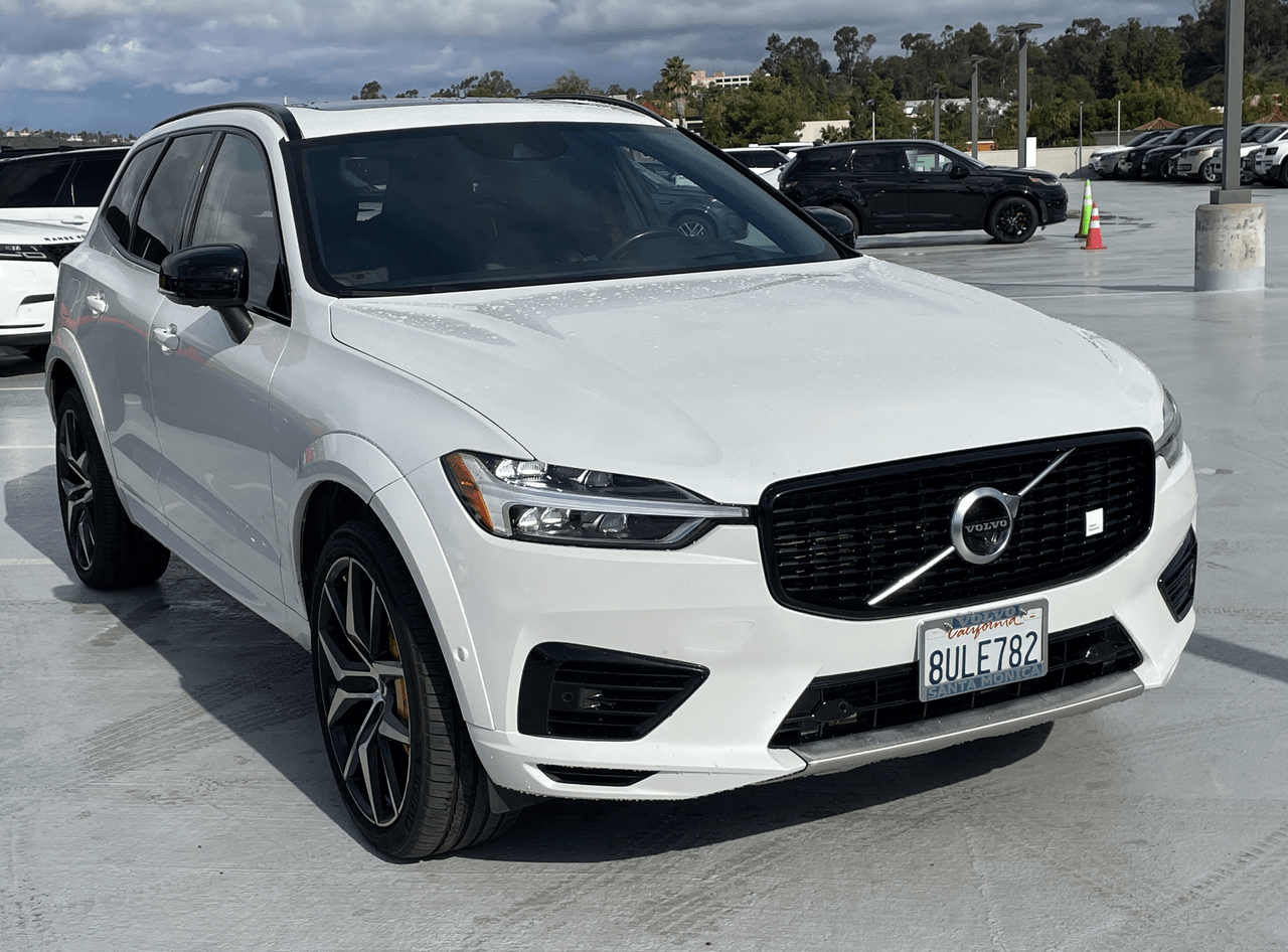2021 Volvo XC60 Recharge T8 AWD Polestar Engineered w/Bowers & Wilkins, Pilot Assist, 360 Cam, 4 Heated Seats & Wheel Portland OR
