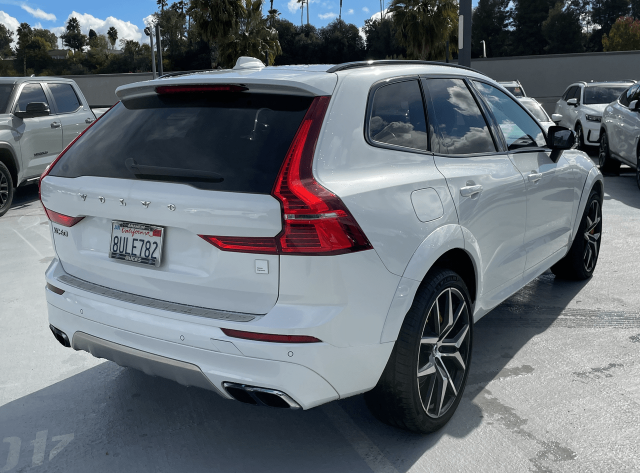 2021 Volvo XC60 Recharge T8 AWD Polestar Engineered w/Bowers & Wilkins, Pilot Assist, 360 Cam, 4 Heated Seats & Wheel Portland OR