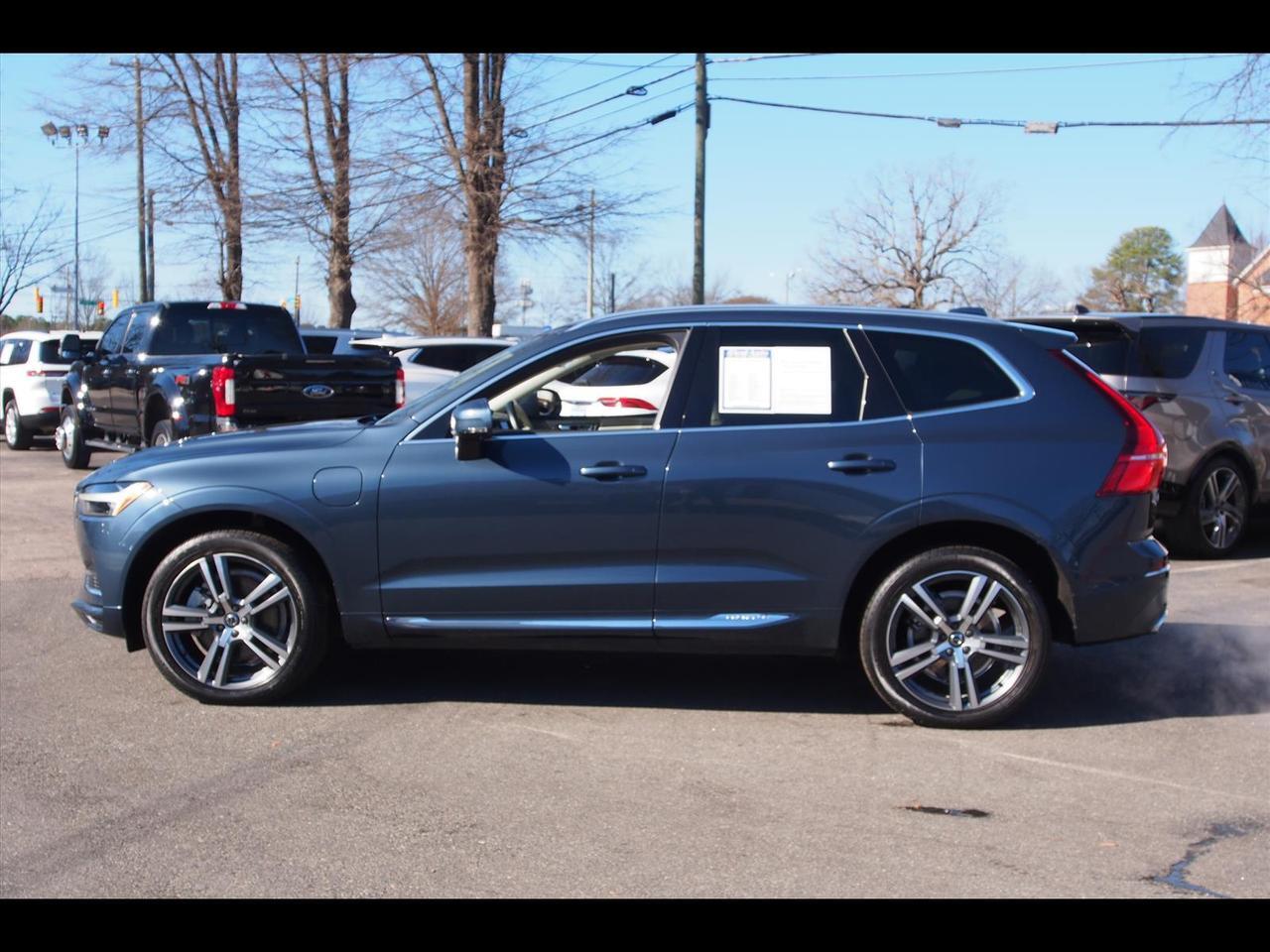 2021 Volvo XC60 Recharge T8 Inscription Expression