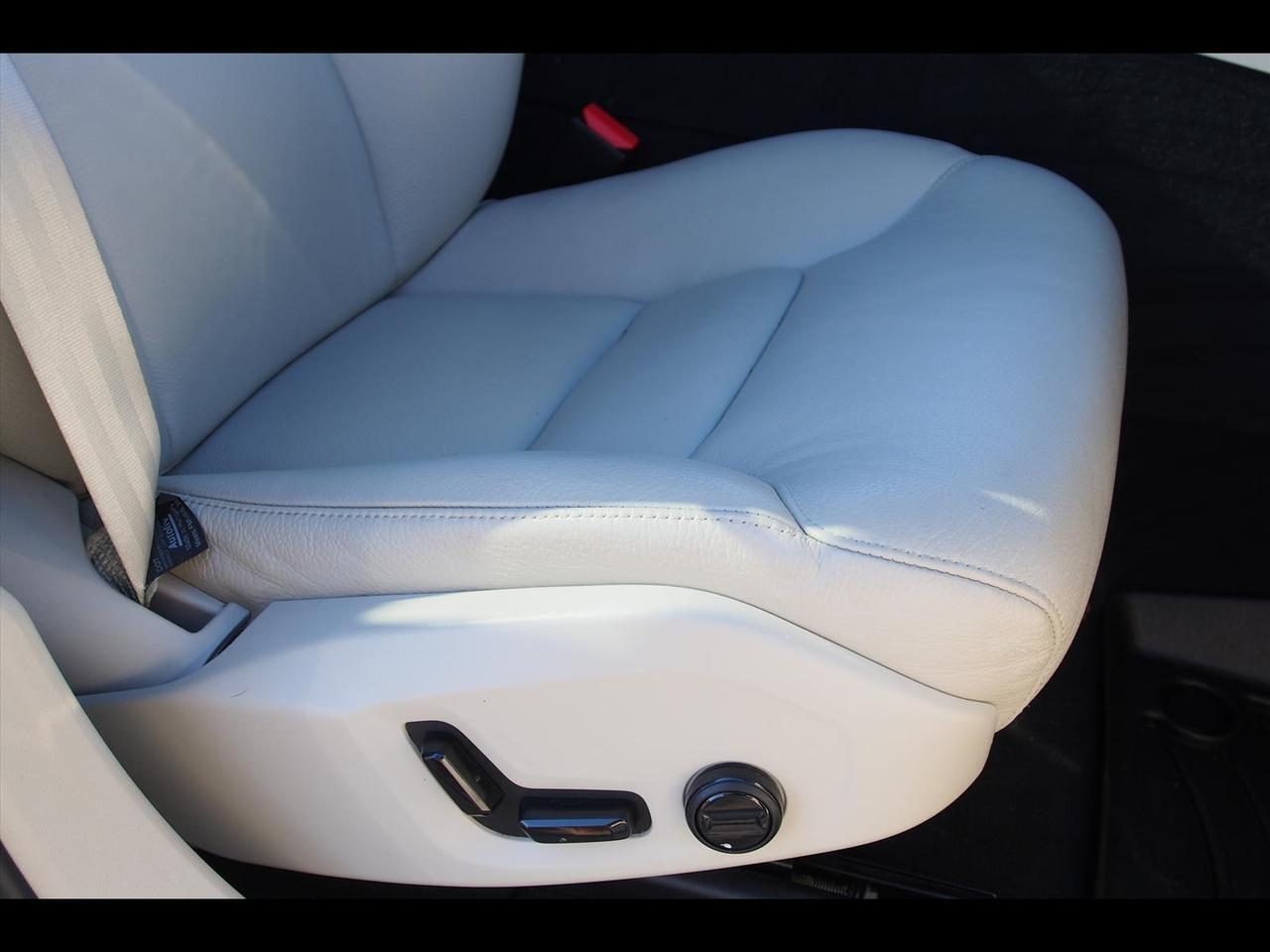 2021 Volvo XC60 Recharge T8 Inscription Expression