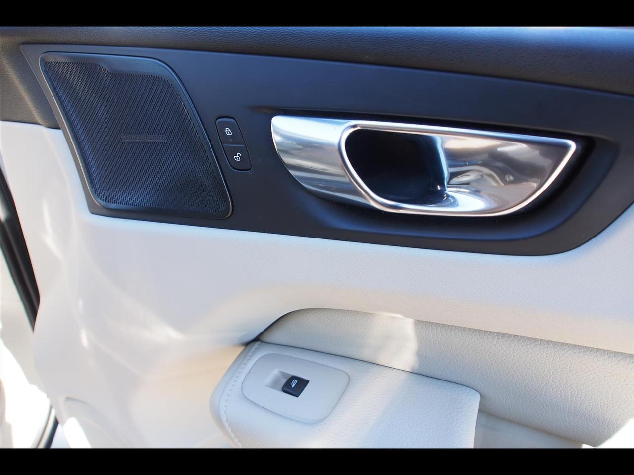 2021 Volvo XC60 Recharge T8 Inscription Expression Raleigh NC