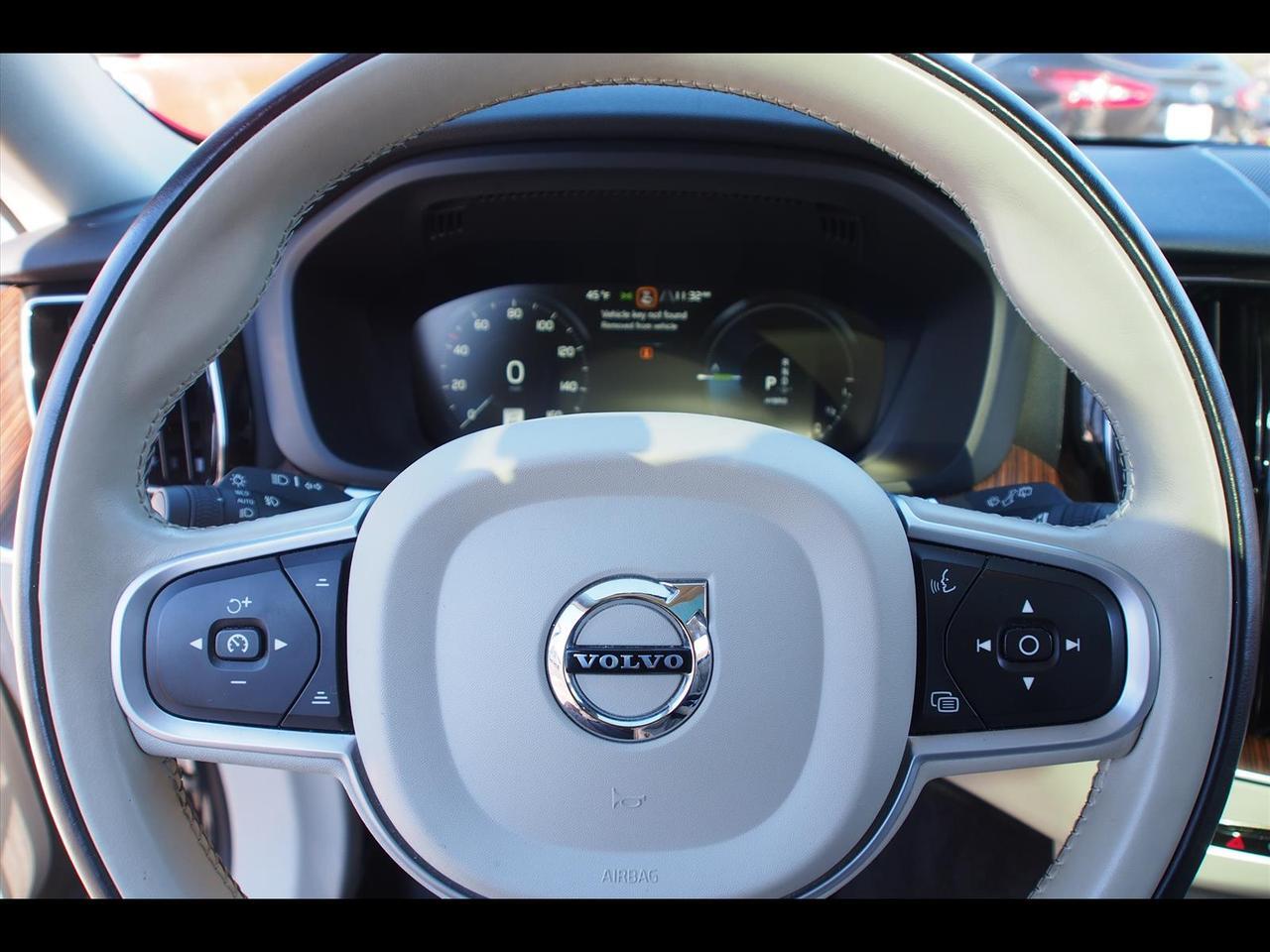 2021 Volvo XC60 Recharge T8 Inscription Expression Raleigh NC