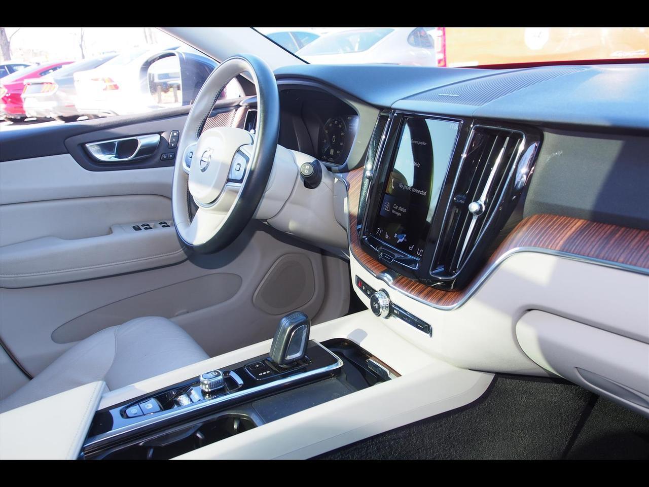 2021 Volvo XC60 Recharge T8 Inscription Expression Raleigh NC